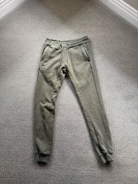 Olive green jogger sweat pants